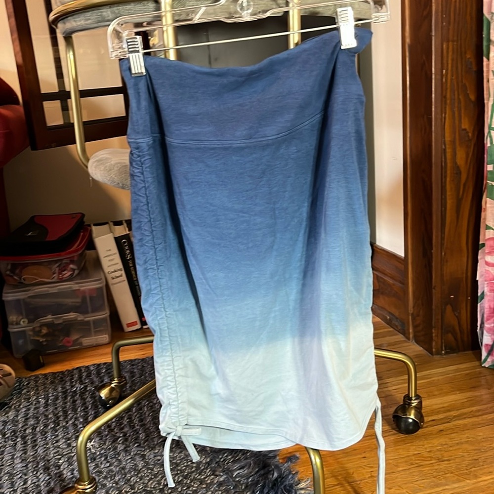 Earth yoga, organic skirt